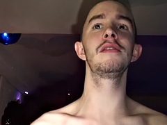 Amatőr, Anális szex, Seggnyalás, Cumizás, Meleg, Kézimunka, Medence