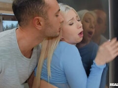 Amerikaner, Blond, Kukk suging, Sperm skott, Bakfra, Fingring, Onani, Ridning