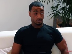 엉덩이, 큰 가슴, 흑인, 오랄섹스, 음경, 키스, 문신, 쓰리섬