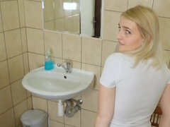 Kotě, Blondýna, Kuřba, Cuckold, Hardcore, Různé pohledy