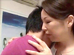 Domaci pornič, Mama