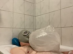 BHDL - N.V.A. BREATHING BATH 2 - TRAINING IN A LATEX CASE WITH PLASTIC BAG AND CUM