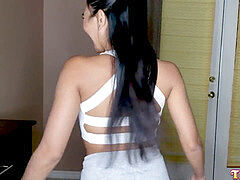 Stor kukk, Filipiner, Pupper