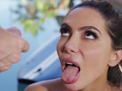 Gros cul, Gros seins, Sucer une bite, Brunette brune, Hd, Piscine, Chatte, Épouse