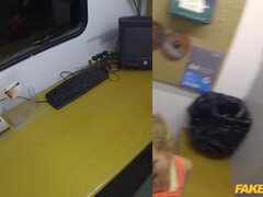 Πίπα, Αυτοκίνητο, Γυμναστήριο, Γλείψιμο, Γραφείο, Εκτός, Μουνί, Στολή