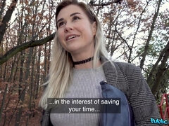 Blond, Pijpbeurt, Lul, Sperma in gezicht, Spijkerbroeken, Natuurlijke tieten, Buiten, Tieten likken