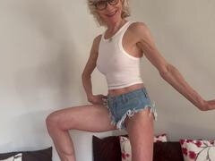 Británico, Abuelita, Masturbación, Maduro, Orgasmo, Pequeña, Solo, Juguetes