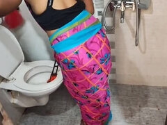 Bad, Brutal, Bløtkake, Hjemmelaget, Inder, Hushjelp, Milf, Naturlige bryster