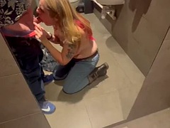 素人, イギリス人, 露出狂, ハードコア, 淫乱熟女, 公共, 義母, フェラする