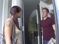 Ups, cumming, gothic