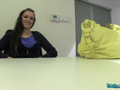 Pik sutte, Brunette, Hundestilling, Europærer, Håndjob, Hjemmelavet, Pov, Offentlig