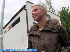 Amatör, Pengar, Utomhus, Offentlig