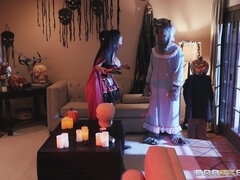 Kotě, Velký zadek, Velké péro, Milf žcbp, Pornstars, Drsné akce, Švédská rojka