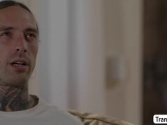 Gros seins, Gorge profonde, Jeunes transsexuelles thaïlandaises, Transsexuelle