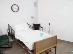 Hung dude Van Wylde enjoys nurse Kianna Dior's crazy deepthroat