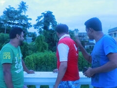 Testes gyönyörű hölgy, Indiai, Fehérnemű, Maszti, Érett feleség, Orgia, Tini, Kukkoló