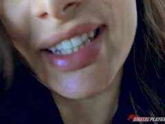 큰 가슴, 흑인, 오랄섹스, 음경, 도기스타일, 유럽인, 부엌, 피어싱