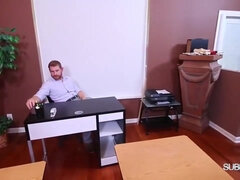 Anaal, Dominante vrouw, Harig, Handbeurt, Hd, Kousen, Tatoeage, Trio