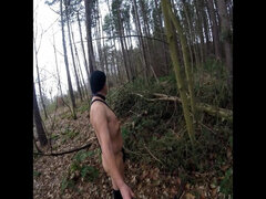 Británico, Fetichismo travestista, Lencería, Maduro, Al aire libre, Perforación, Público, Solo