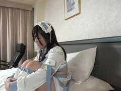 A Beautiful Woman Who Wants to Be an Entertainer Wears a Cyber Maid Costume and Has Creampie Sex! [luna (20)]