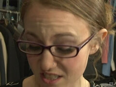 18 éves, Szőke, Gesztenyebarna, Poharak, Leszbikus, Maszti, Érett koros, Tini