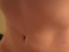 Amatéři, Kuřba, Brunetka, Footjob, Přítelkyně, Piercing, Pička, Kozičky