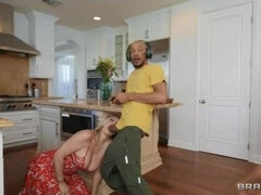 Velike joške, Blondinka, Rjavolaska, Varanje, Hd, Zrela, Milf, Žena