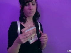 18 éves, Cumizás, Ondó fröcskölés, Pénisz, Német, Kőkemény, Tini, Hármas