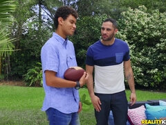 Amatööri, Isot tissit, Suihinotto, Naamallinen, Rankka, Ulkona, Pillu, Tatuointi