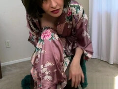 Brunetta, Fetish, Piede fetish, Hd, Mamma che vorrei scoparmi, Punto di vista pov, Solo, Calze