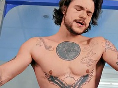 Анальный секс, Садо мазо, Семяизвержение, Фетиш, Геи, Спортзал, Тату