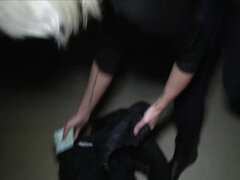 Stor kukk, Blond, Kukk suging, Par, Søt, Pikk, Ansiktssperm, Offentlig