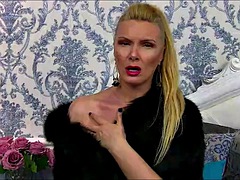 Μαύρος, Ξανθιά, Μαύρος, Φετιχ