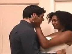 Zwart, Reusachtig, Gigantische lul, Moeder die ik wil neuken, Monster, Orgasme, Tietenklus, Tieten likken