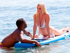 Anal, Stor stjärt, Svart, Handjobb, Milf, Rakad, Tatuering, Tuttar