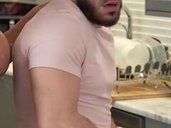 Gros cul, Gros seins, Femme couguar, Tir de sperme, Souple, Mature, Mère que j'aimerais baiser, Plan cul à trois