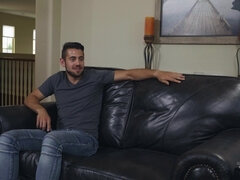 Pauzão, Bissexual, Traição trair, Amordaçar, Hermafrodita andrógina, Cabelo curto, Palmada, Tetas