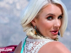 Blond, Laarzen, Bruinharig, Compilatie, Masturbatie, Openbaar, Plagen, Tiener