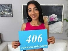 18 χρονον, Κώλος, Μεγάλος πούτσος, Μελαχροινή, Φυσικά βυζιά, Κοκκαλιάρης, Έφηβος, Βυζιά