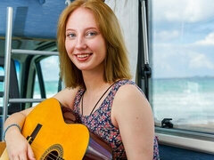 18, Amatør, Stor røv, Give finger, Mager, Solo, Stripning, Teenager