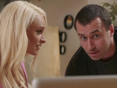 Rumpa, Blondin, Avsugning, Sperma shot, Doggystyle, Rakad, Syster, Tuttar