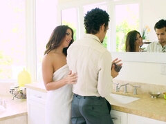 Anal, Røvslikning, Babe, Stor pik, Brunette, Hårdt, Massage, Kone