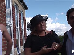 Grosse titten, Vollbusig, Pummelig, Geile alte tussi, Paar, Fett, Gruppensex, Hd