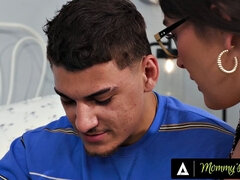 Anál, Lízanie análu, Veľký zadok, Péro, Realita, Syn, Nevlastná mama, Kozičky