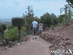 Kont, Grote mammen, Pijpbeurt, Bruinharig, Hondjeshouding, Openbaar, Realiteit, Tieten likken