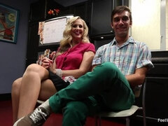 Füsse, Weibliche domination, Fußfetisch, Fussjob, Milf, Mutti, Muschi, Sklave