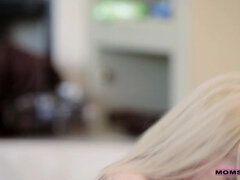 Svart, Blondin, Avsugning, Lesbisk, Mamma, Liten och nätt, Fitta, Mager