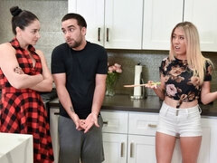 Blondin, Avsugning, Doggystyle, Kkm, Hardcore, Tonåring, Trekant, Tuttar