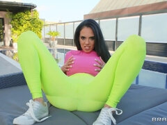 Stor stjärt, Stora tuttar, Avsugning, Latina