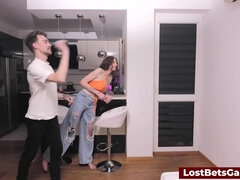 18, Veľké péro, Brunetka, Péro, Na tvár, Hd, Z pohľadu účastníka, Stripping